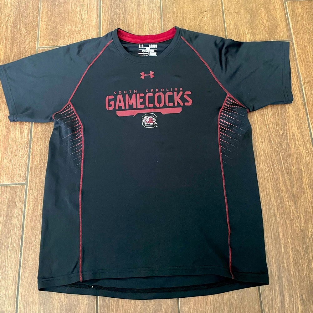 South Carolina gamecocks under armor shirt size youth large